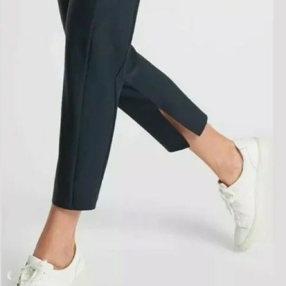 Athleta Stellar Crop Trouser Black Athleisure Comfy Travel Pant Size 6T | 6 Tall - Picture 10 of 14